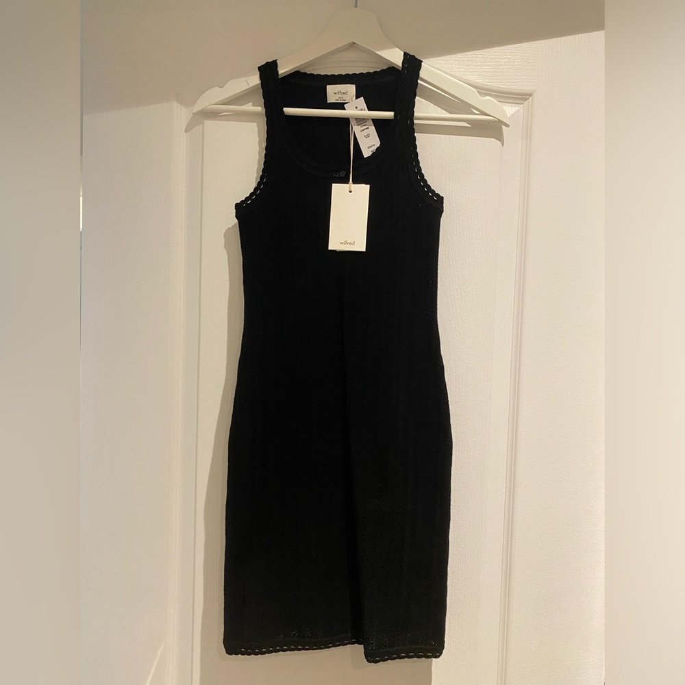 Aritzia Wilfred Daphne Dress